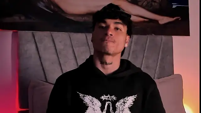 Thomas Fit1 online show from 4, 11, 2025