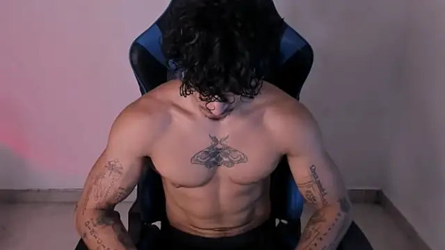 Snapshot of Thomas_Fit1 chatting on 23, 6, 2026 Thomas Fit1 online show from 23, 6, 2026