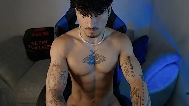 Snapshot of Thomas_Fit1 chatting on 15, 7, 2026 Thomas Fit1 online show from 15, 7, 2026