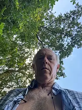 Snapshot of martxxxxx chatting on 1, 7, 2026 martxxxxx online show from 1, 7, 2026