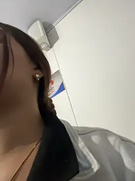 AnthonelaDuque online show from 25, 2, 2026