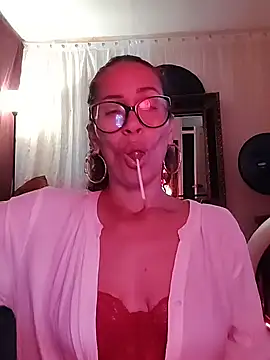 Snapshot of SelenaHouston chatting on 23, 2, 2026 SelenaHouston online show from 23, 2, 2026