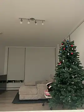 jAsMinE678 online show from 19, 1, 2025