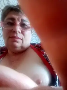 Snapshot of Lee_Nell chatting on 6, 2, 2025 Lee Nell online show from 6, 2, 2025