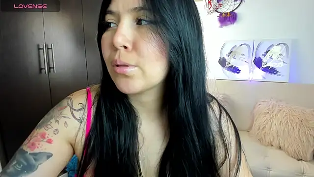 Snapshot of AilynRed chatting on 3, 5, 2026 AilynRed online show from 3, 5, 2026