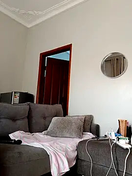 Babez show online show from 18, 4, 2026