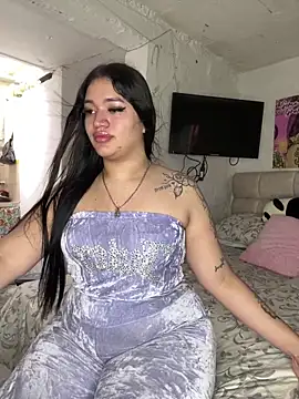 GemaGranadoss online show from 25, 11, 2025