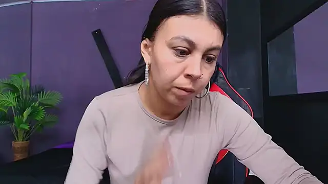 Juliet Nasty online show from 10, 10, 2025