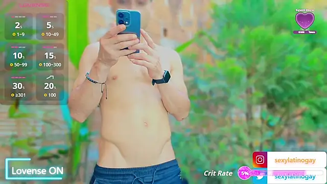 Snapshot of sexyboycolombi4 chatting on 21, 5, 2026 sexyboycolombi4 online show from 21, 5, 2026