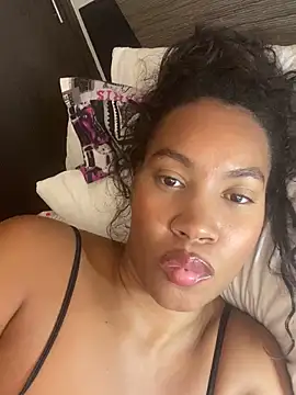 Carolinarossees online show from 30, 9, 2025