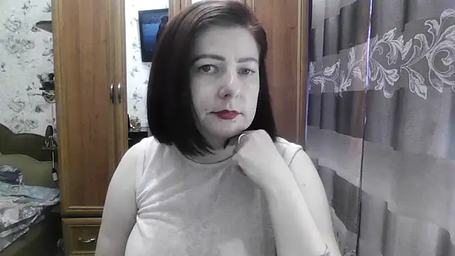 Snapshot of SophieNightAh chatting on 14, 9, 2025 SophieNightAh online show from 14, 9, 2025