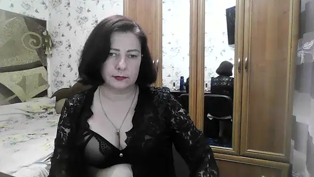SophieNightAh online show from 6, 11, 2025