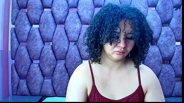 Snapshot of AlaSmith chatting on 19, 4, 2026 AlaSmith online show from 19, 4, 2026