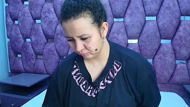 Snapshot of AlaSmith chatting on 28, 4, 2026 AlaSmith online show from 28, 4, 2026