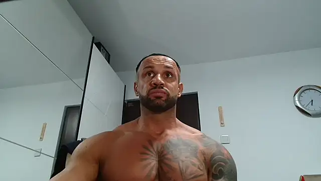 Magnificmuscles89 online show from 24, 11, 2025