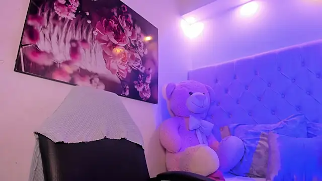 Snapshot of kitty_roouse chatting on 21, 2, 2026 kitty roouse online show from 21, 2, 2026