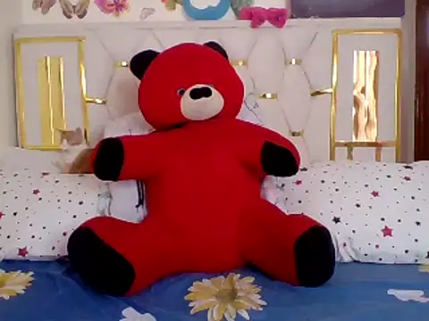 Snapshot of Pretty_vw chatting on 3, 2, 2025 Pretty vw online show from 3, 2, 2025