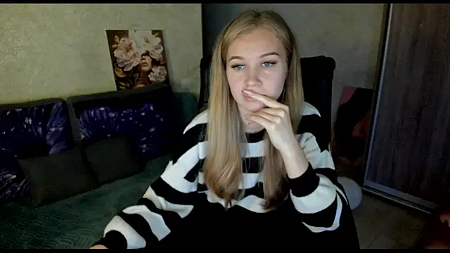  NigoNika online show from 16, 11, 2025