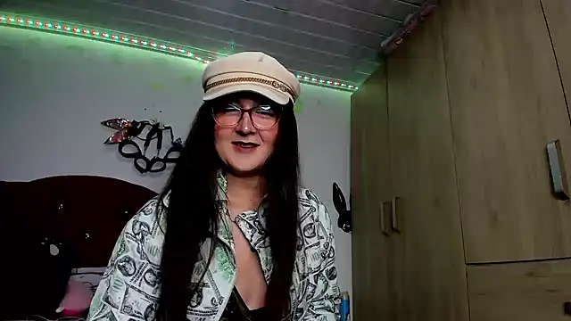 Snapshot of Sweet-Suck69 chatting on 1, 1, 2025 Sweet-Suck69 online show from 1, 1, 2025