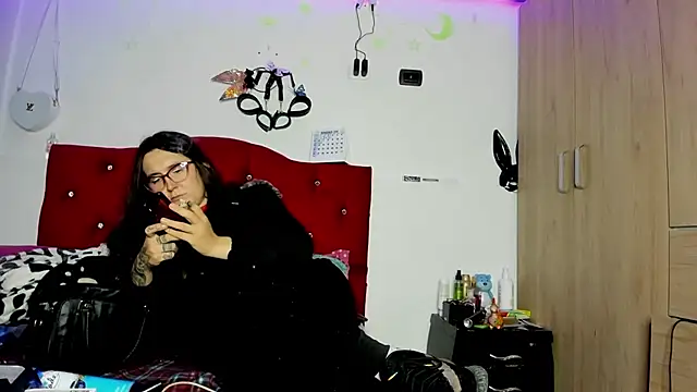 Snapshot of Sweet-Suck69 chatting on 8, 1, 2025 Sweet-Suck69 online show from 8, 1, 2025