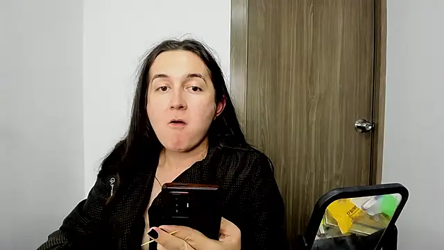 Snapshot of Sweet-Suck69 chatting on 17, 2, 2025 Sweet-Suck69 online show from 17, 2, 2025