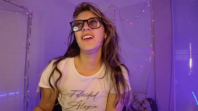 Snapshot of Giia_paiige18 chatting on 9, 10, 2025 Giia paiige18 online show from 9, 10, 2025