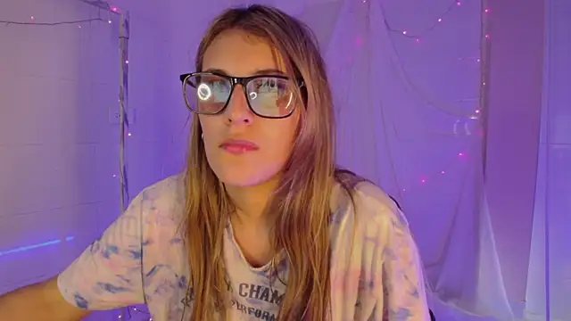 Giia paiige18 online show from 16, 12, 2025