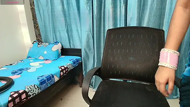 Cute-Russian online show from 10, 9, 2025