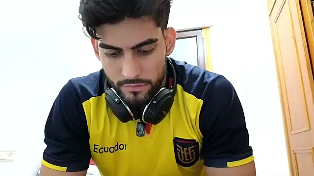 Snapshot of Jackyrose chatting on 4, 12, 2024 Jackyrose online show from 4, 12, 2024