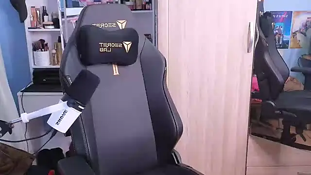 MemiKouki online show from 14, 1, 2025