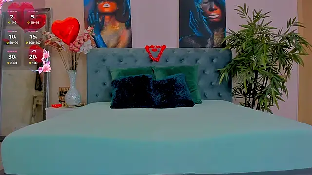 Snapshot of MichelleReys chatting on 18, 2, 2025 MichelleReys online show from 18, 2, 2025