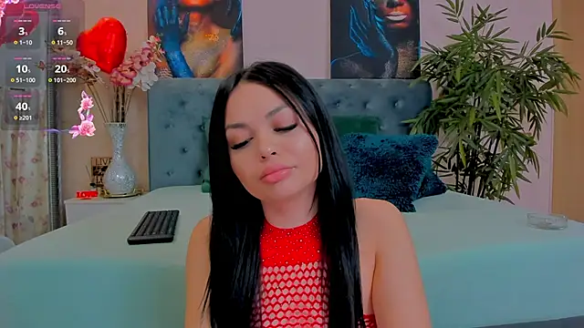 Snapshot of MichelleReys chatting on 28, 2, 2025 MichelleReys online show from 28, 2, 2025