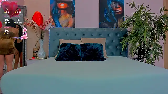 Snapshot of MichelleReys chatting on 11, 3, 2025 MichelleReys online show from 11, 3, 2025