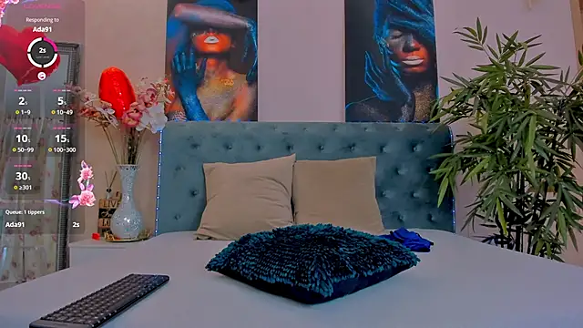 Snapshot of MichelleReys chatting on 15, 3, 2025 MichelleReys online show from 15, 3, 2025