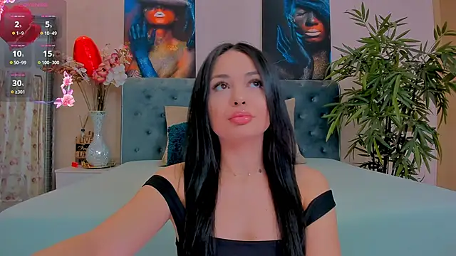 Snapshot of MichelleReys chatting on 17, 3, 2025 MichelleReys online show from 17, 3, 2025