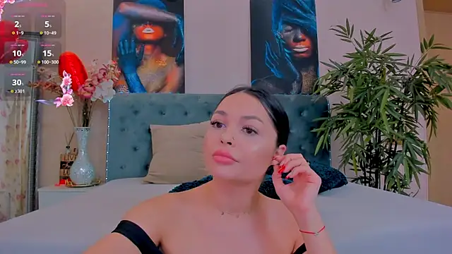 Snapshot of MichelleReys chatting on 23, 3, 2025 MichelleReys online show from 23, 3, 2025