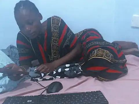 Snapshot of Sweet-pesh chatting on 16, 9, 2025 Sweet-pesh online show from 16, 9, 2025