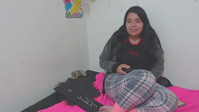 Snapshot of yournaughtyandsexyprinces chatting on 5, 12, 2024 yournaughtyandsexyprinces online show from 5, 12, 2024