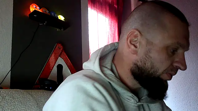 donhulio482 online show from 1, 3, 2025