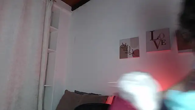 madisex s online show from 14, 1, 2025