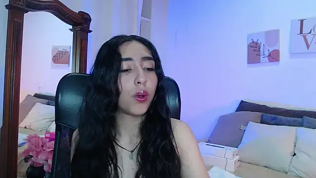 madisex s online show from 8, 11, 2025