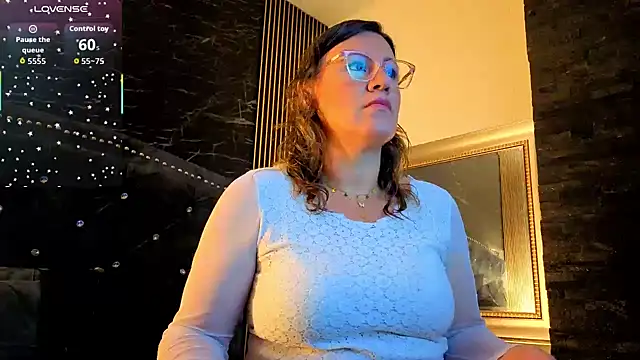 charlotte  G online show from 16, 11, 2025