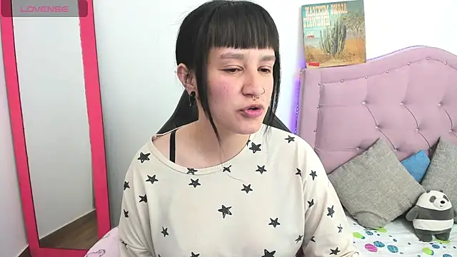 Katalina novoa online show from 12, 3, 2025