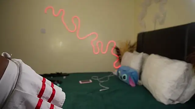 Snapshot of _Watuluv_ chatting on 31, 1, 2025  Watuluv  online show from 31, 1, 2025