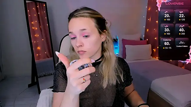 Snapshot of SherillBrill chatting on 30, 1, 2025 SherillBrill online show from 30, 1, 2025