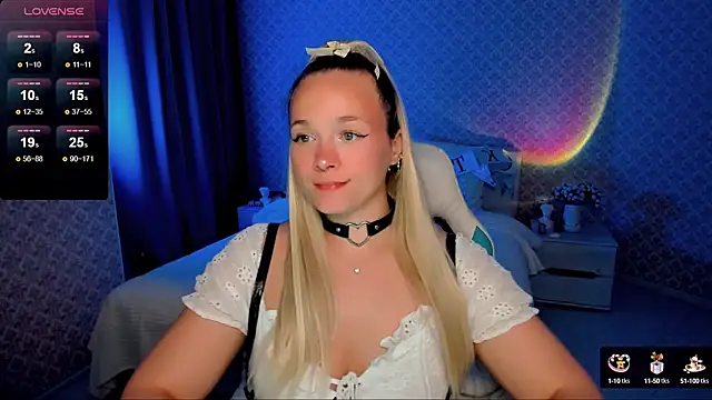 Snapshot of SherillBrill chatting on 3, 10, 2025 SherillBrill online show from 3, 10, 2025