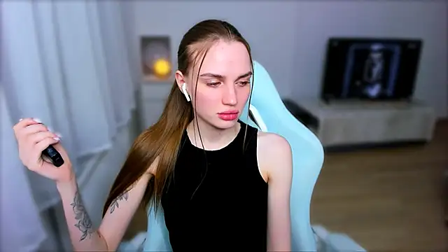 Snapshot of StellaLawless chatting on 7, 2, 2025 StellaLawless online show from 7, 2, 2025