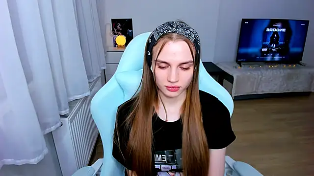 Snapshot of StellaLawless chatting on 8, 2, 2025 StellaLawless online show from 8, 2, 2025