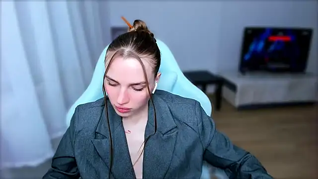 Snapshot of StellaLawless chatting on 11, 2, 2025 StellaLawless online show from 11, 2, 2025