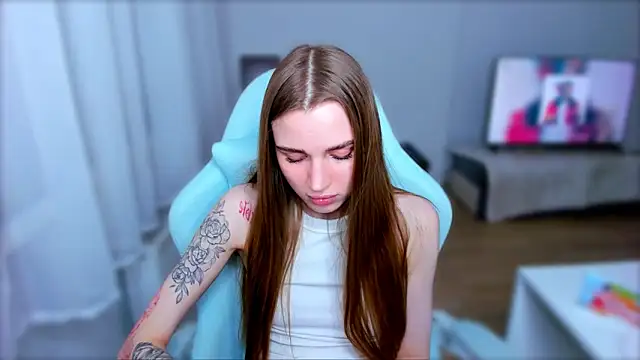 Snapshot of StellaLawless chatting on 6, 3, 2025 StellaLawless online show from 6, 3, 2025